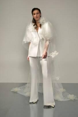 kaviár-gauche-fall-2022-svadobný-svadobný-nohavičkový kostým