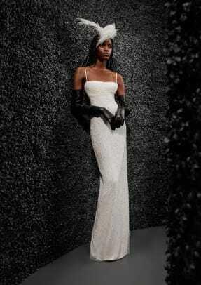 vera-vanga-pronovias-līgavas-rudens-2021-kāzu kleita-JACQUELINE-B