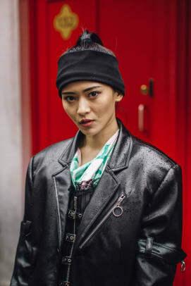 london-fashion-week-street-style-beauty-syksy-2020-11