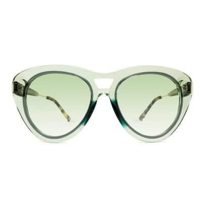 сунчане наочаре од Цоцо -а и лаког моки -а