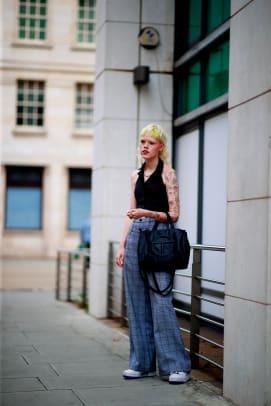 londres-fashion-week-street-style-spring-2022-day-1-1