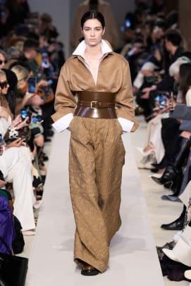 Max Mara efterår 2023 Milano Fashion Week Trend bælter 1