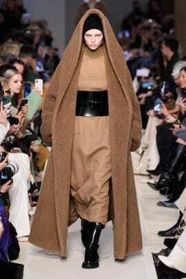 Max Mara осінь 2023, тренд Міланського тижня моди Kenobi