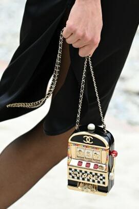 chanel-cruise-2022-accessoires-4